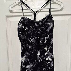 Lululemon Power Y Tank Pattern Black And White Size 4